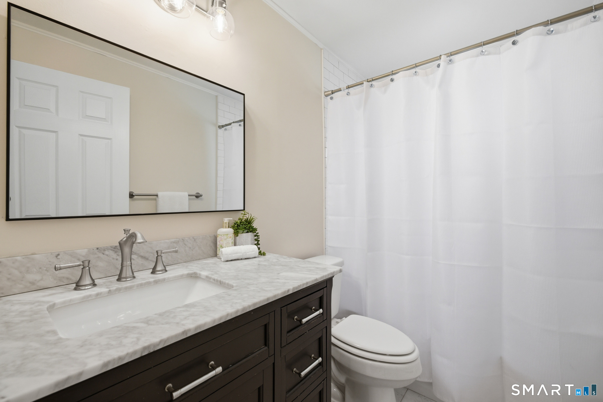 93 Daniel Road Hamden CT 06518