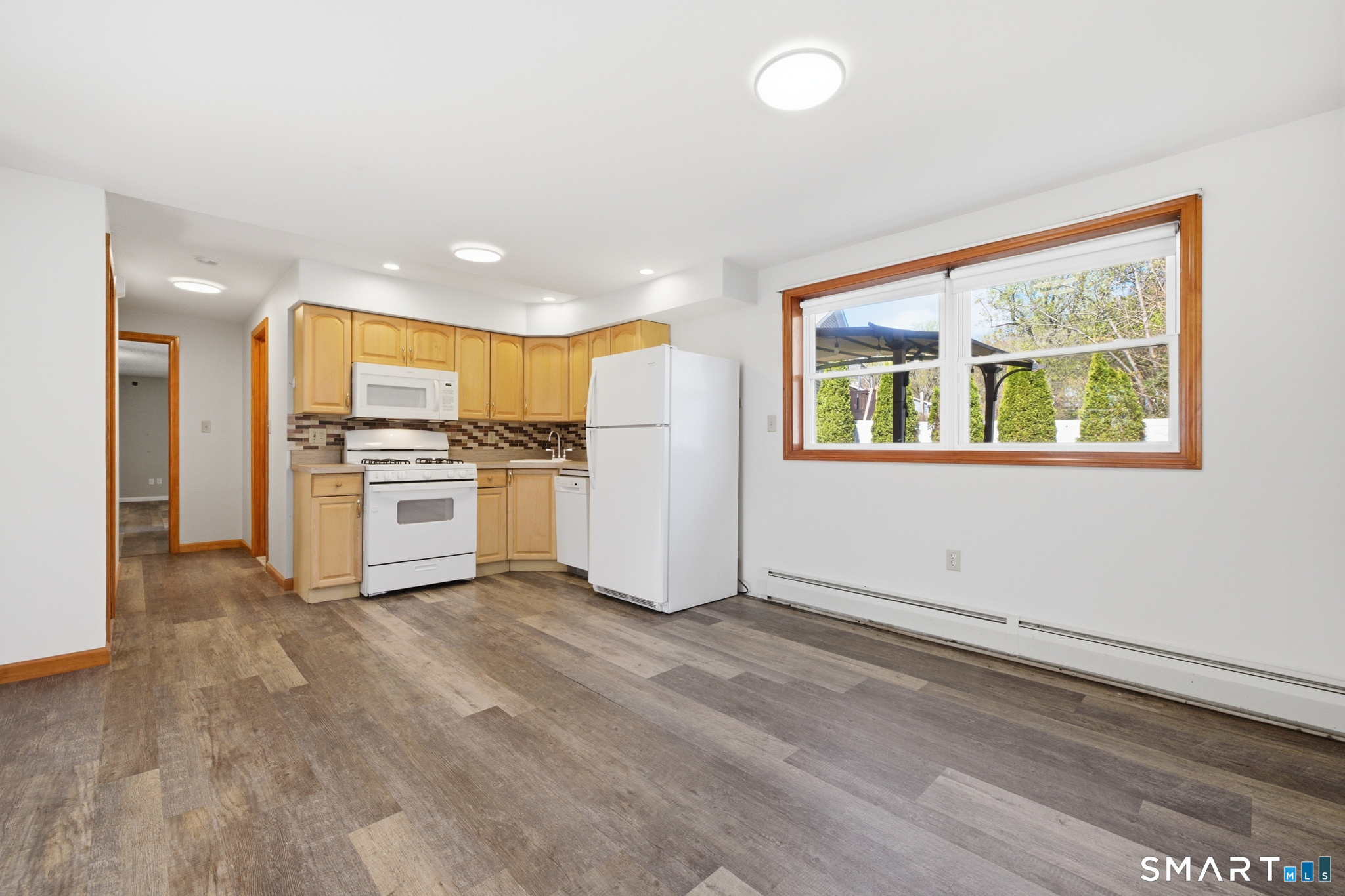 93 Daniel Road Hamden CT 06518