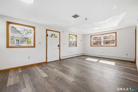 93 Daniel Road Hamden CT 06518