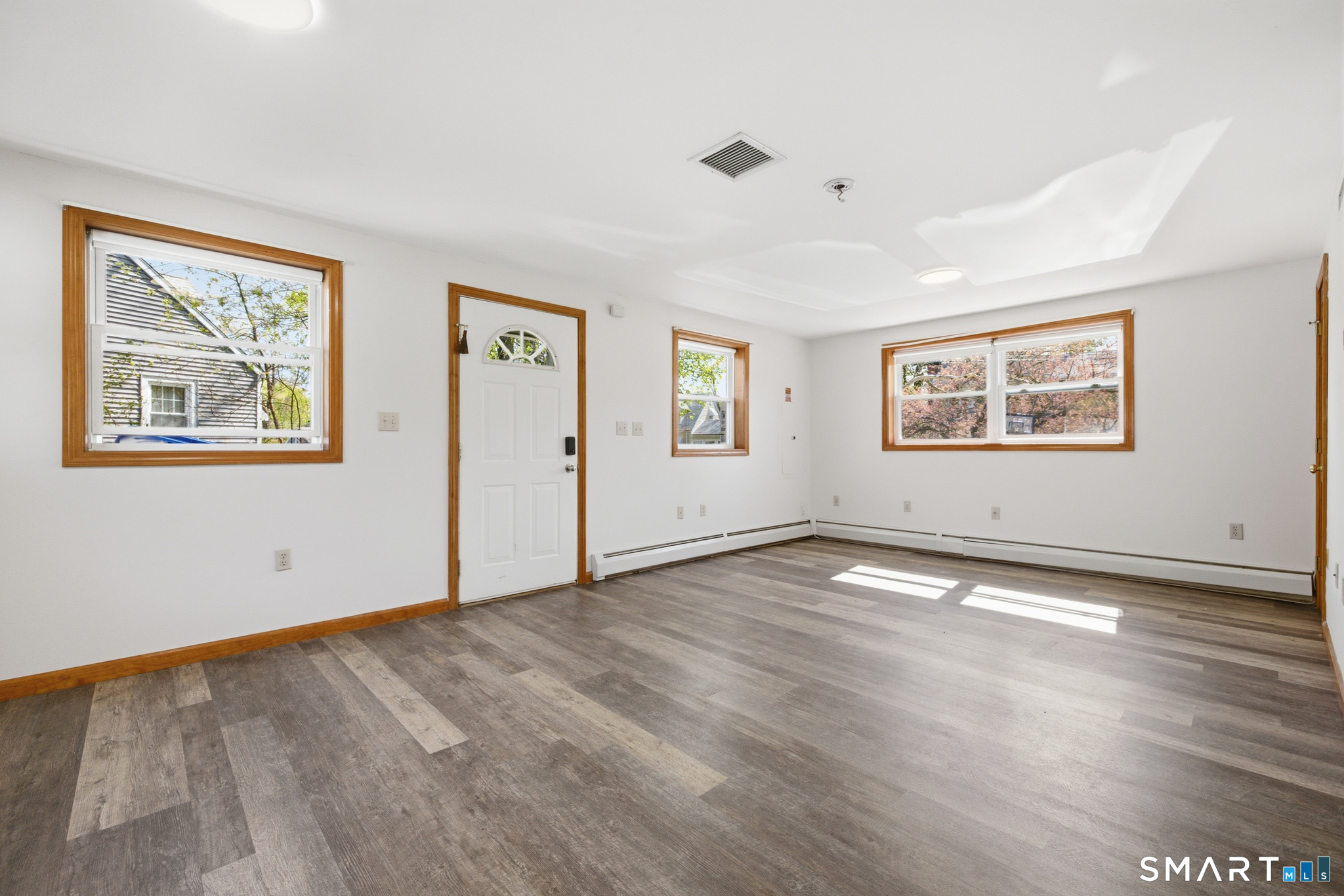93 Daniel Road Hamden CT 06518