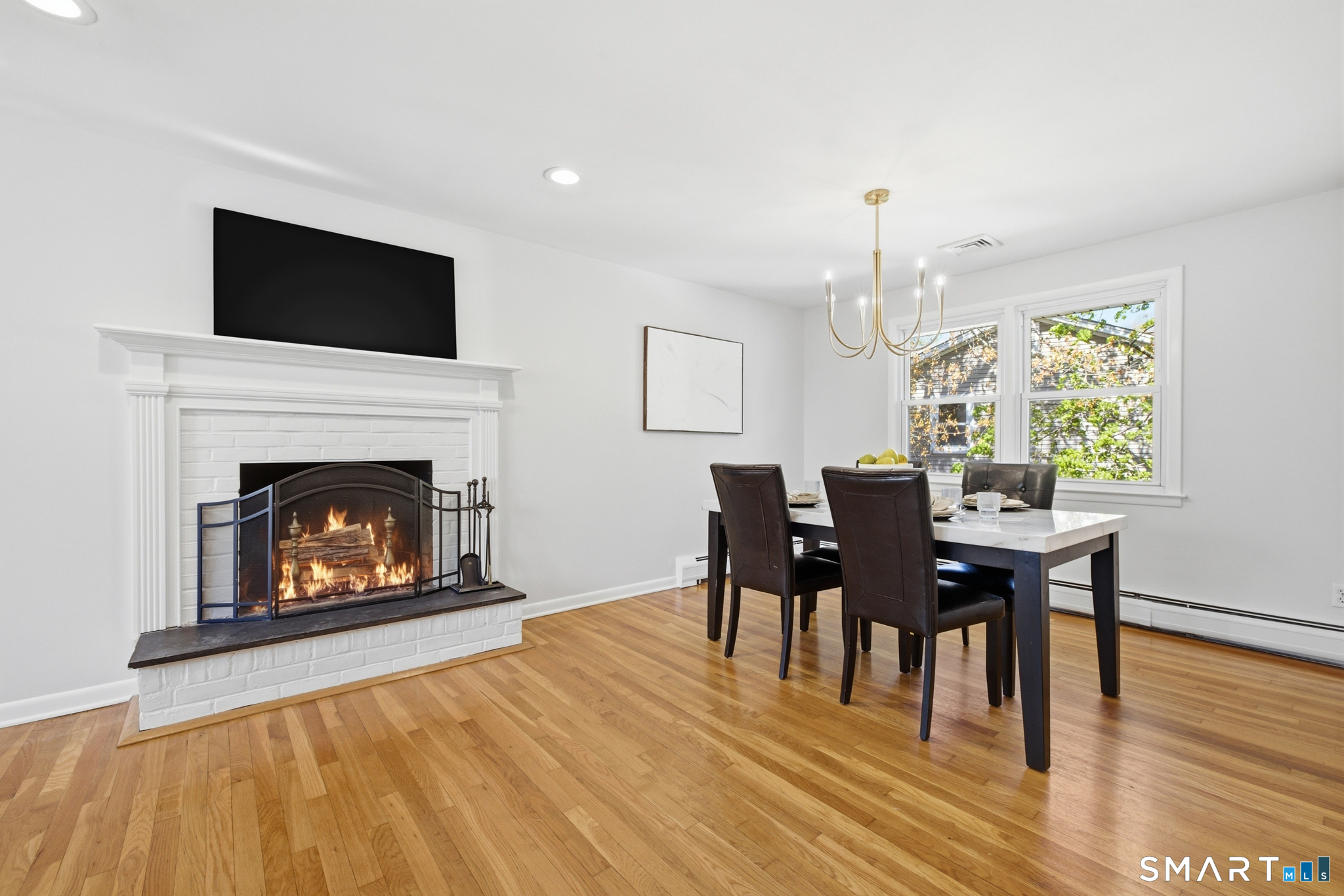 93 Daniel Road Hamden CT 06518