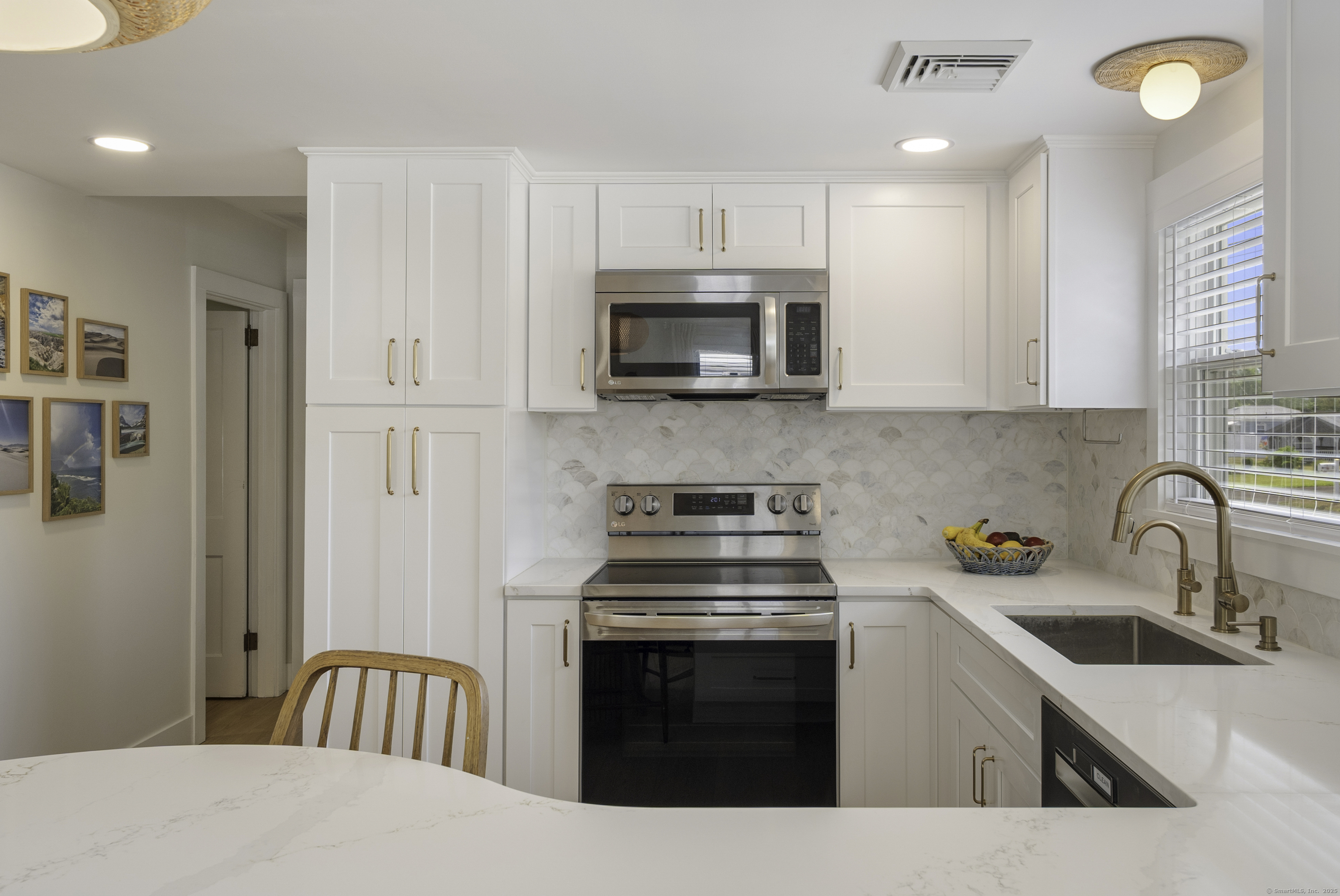 16 Flagler Avenue Old Lyme CT 06371