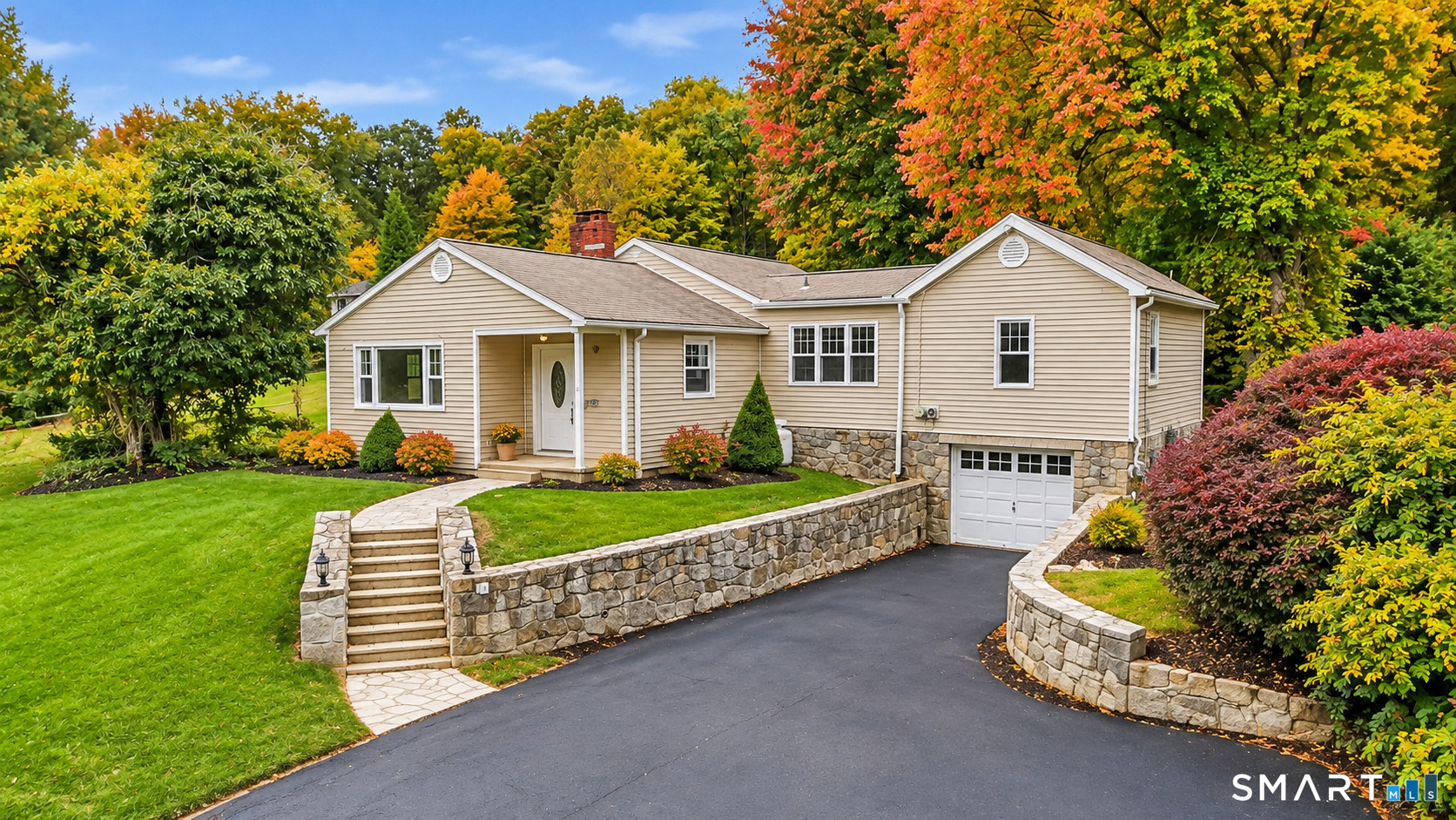 27 Bissell Place Seymour CT 06483
