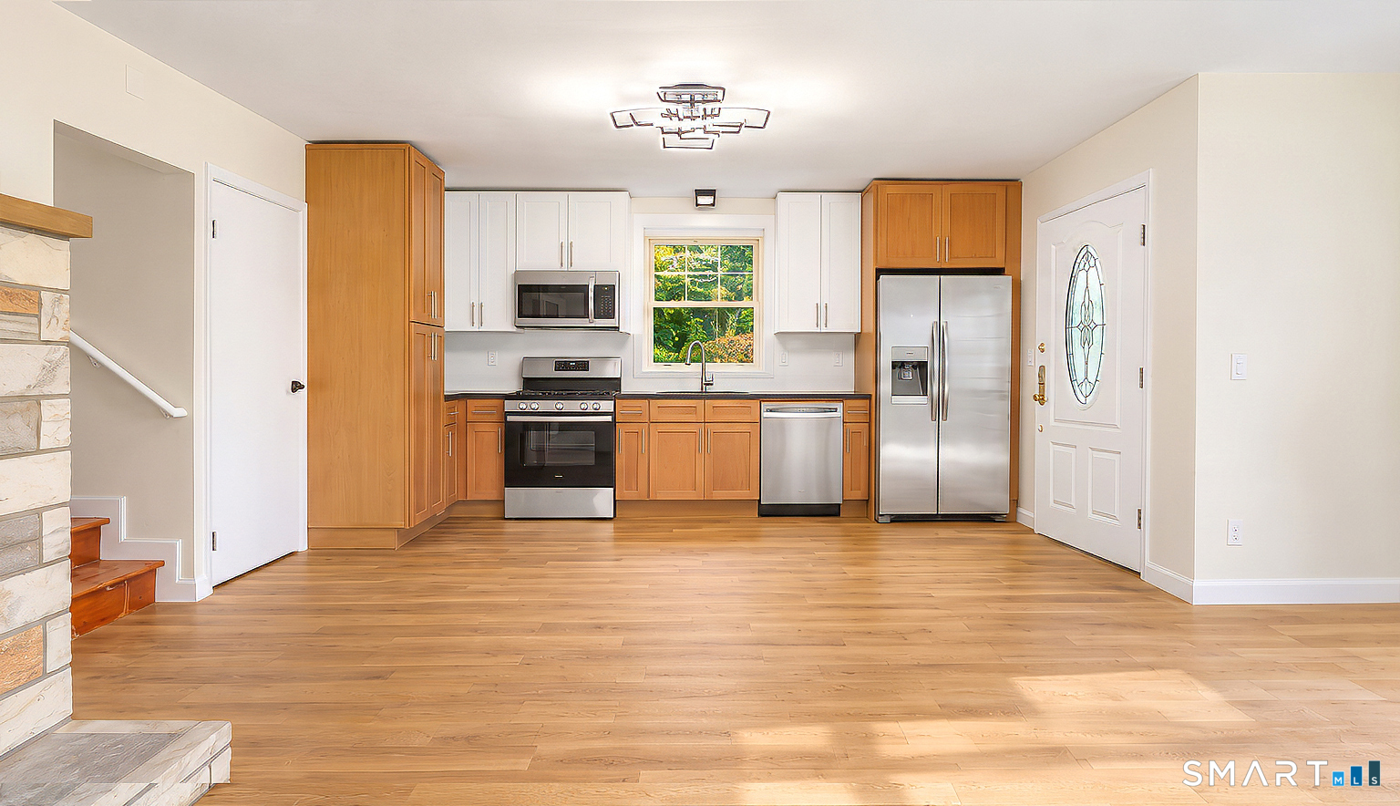 27 Bissell Place Seymour CT 06483