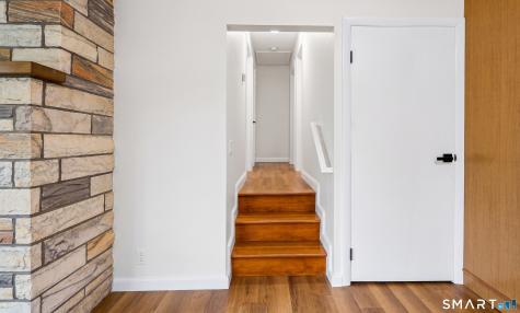 27 Bissell Place Seymour CT 06483