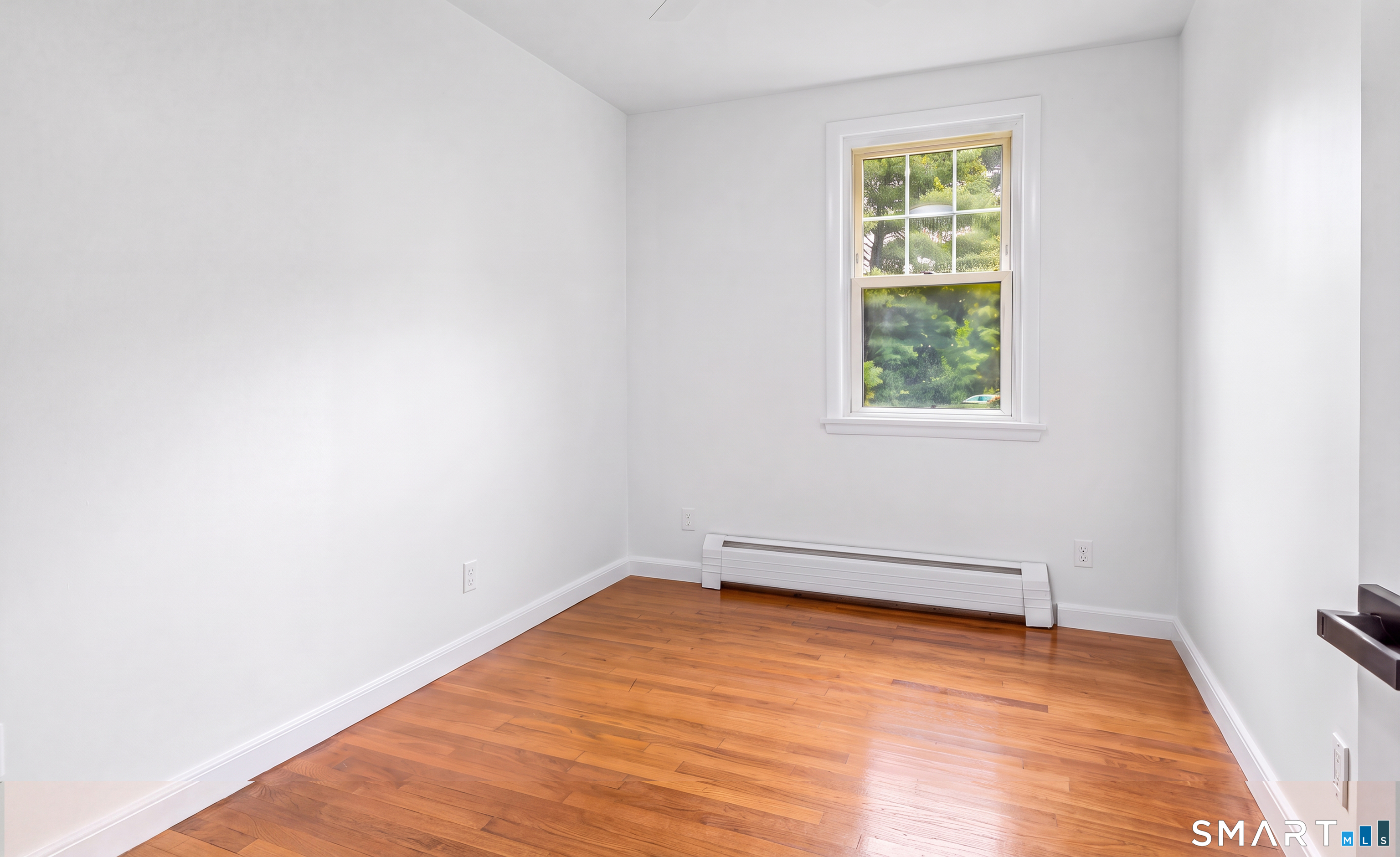 27 Bissell Place Seymour CT 06483