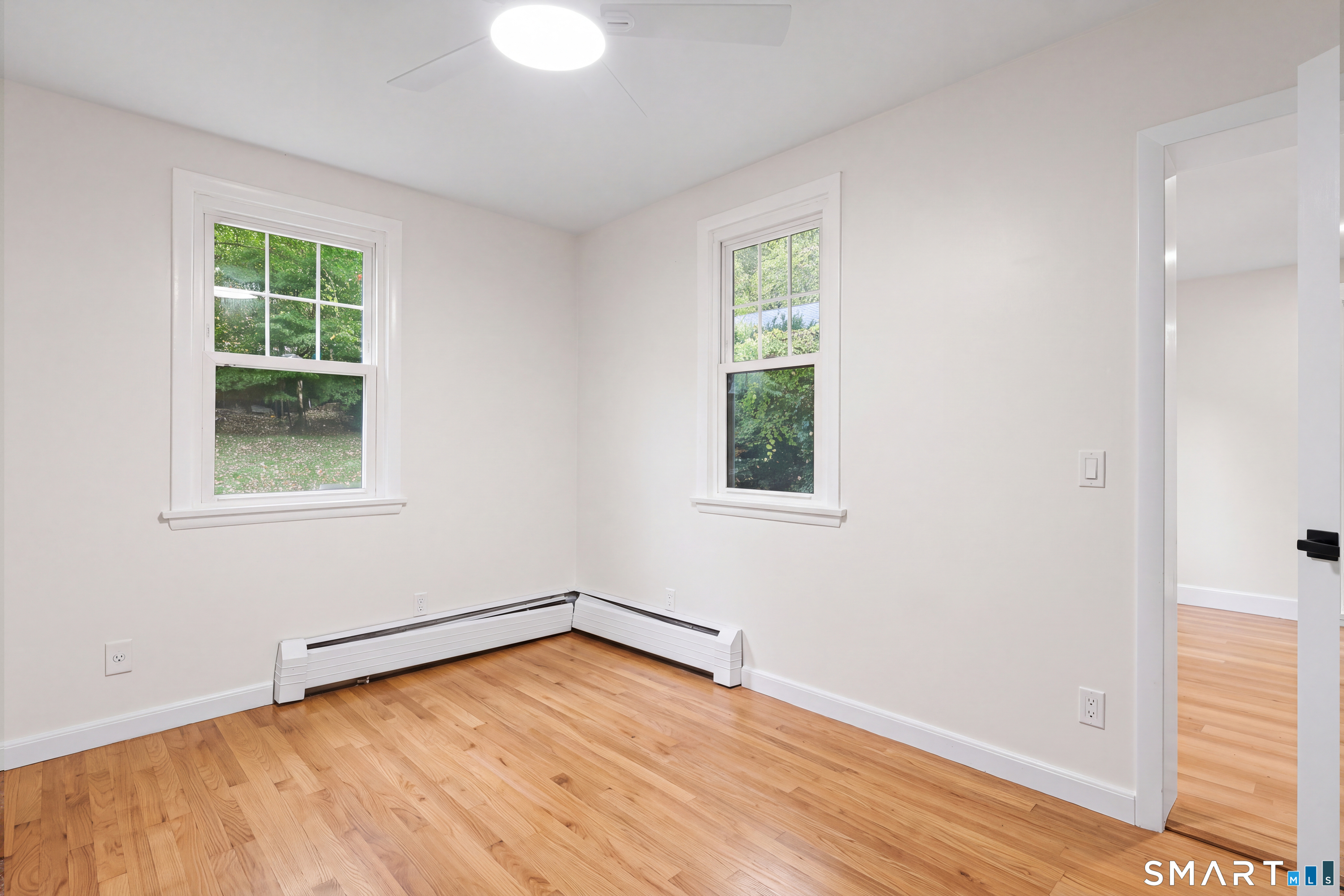 27 Bissell Place Seymour CT 06483