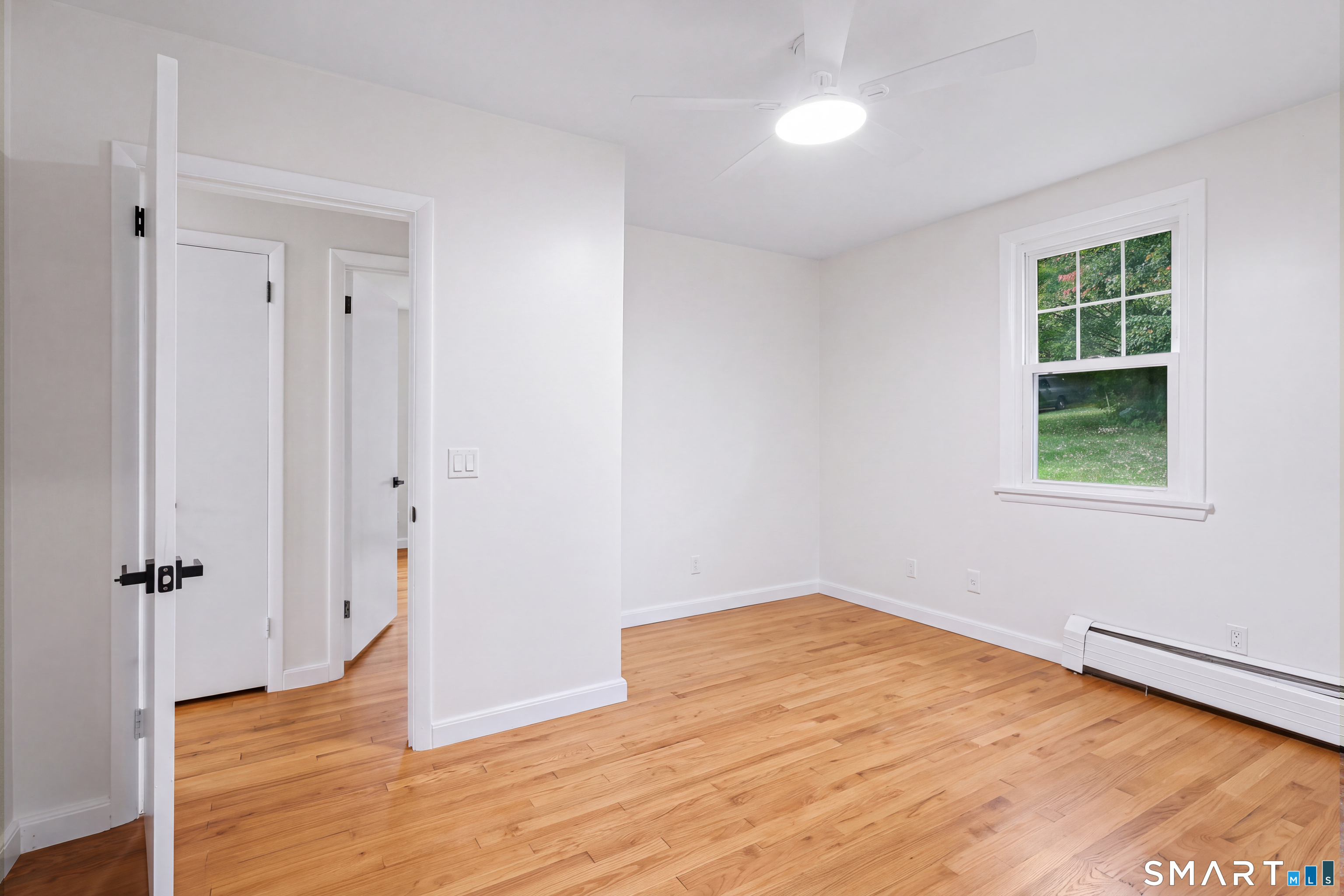 27 Bissell Place Seymour CT 06483