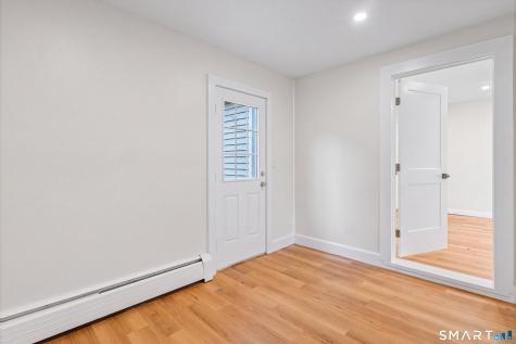 27 Bissell Place Seymour CT 06483