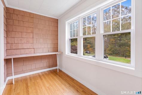 27 Bissell Place Seymour CT 06483