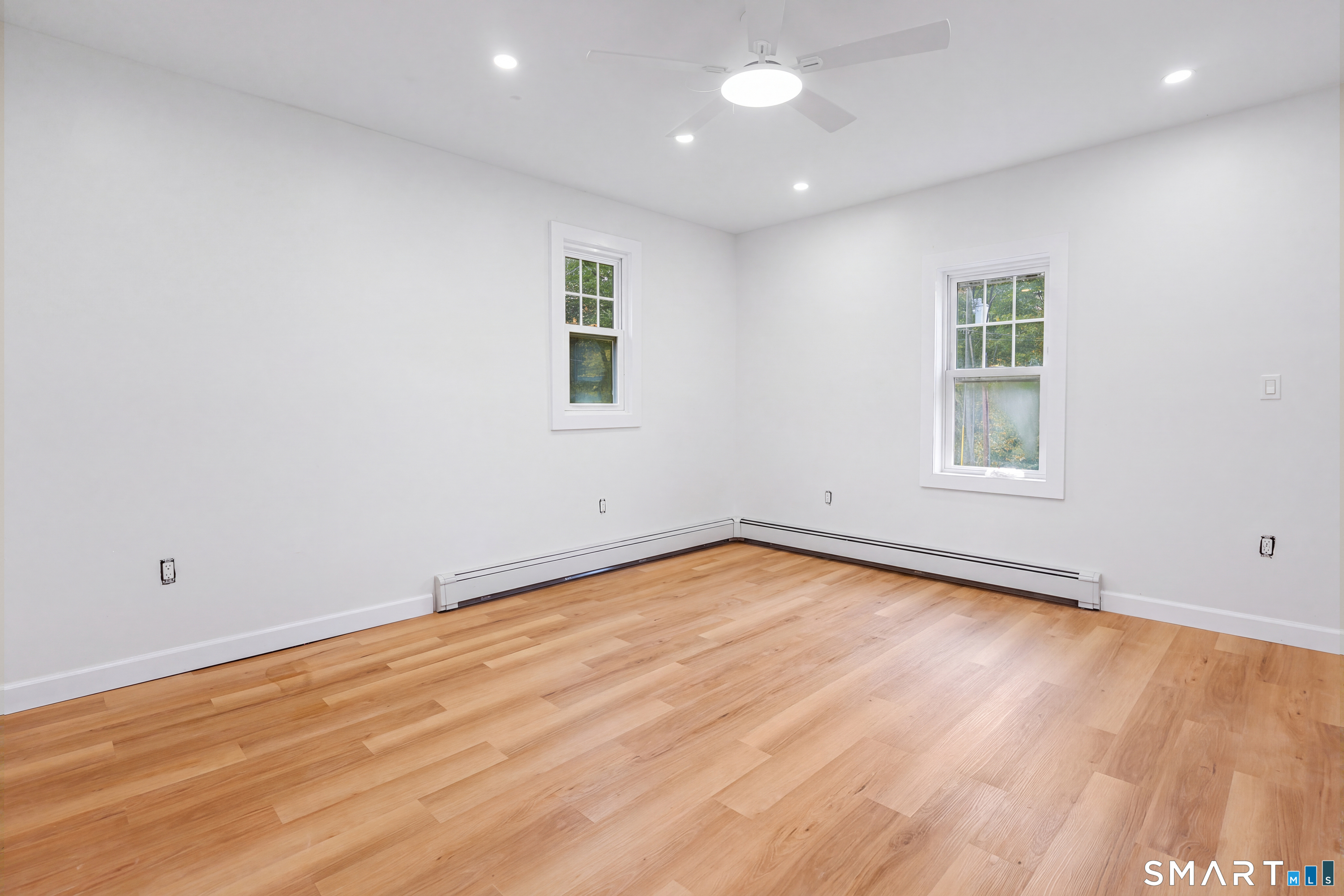 27 Bissell Place Seymour CT 06483