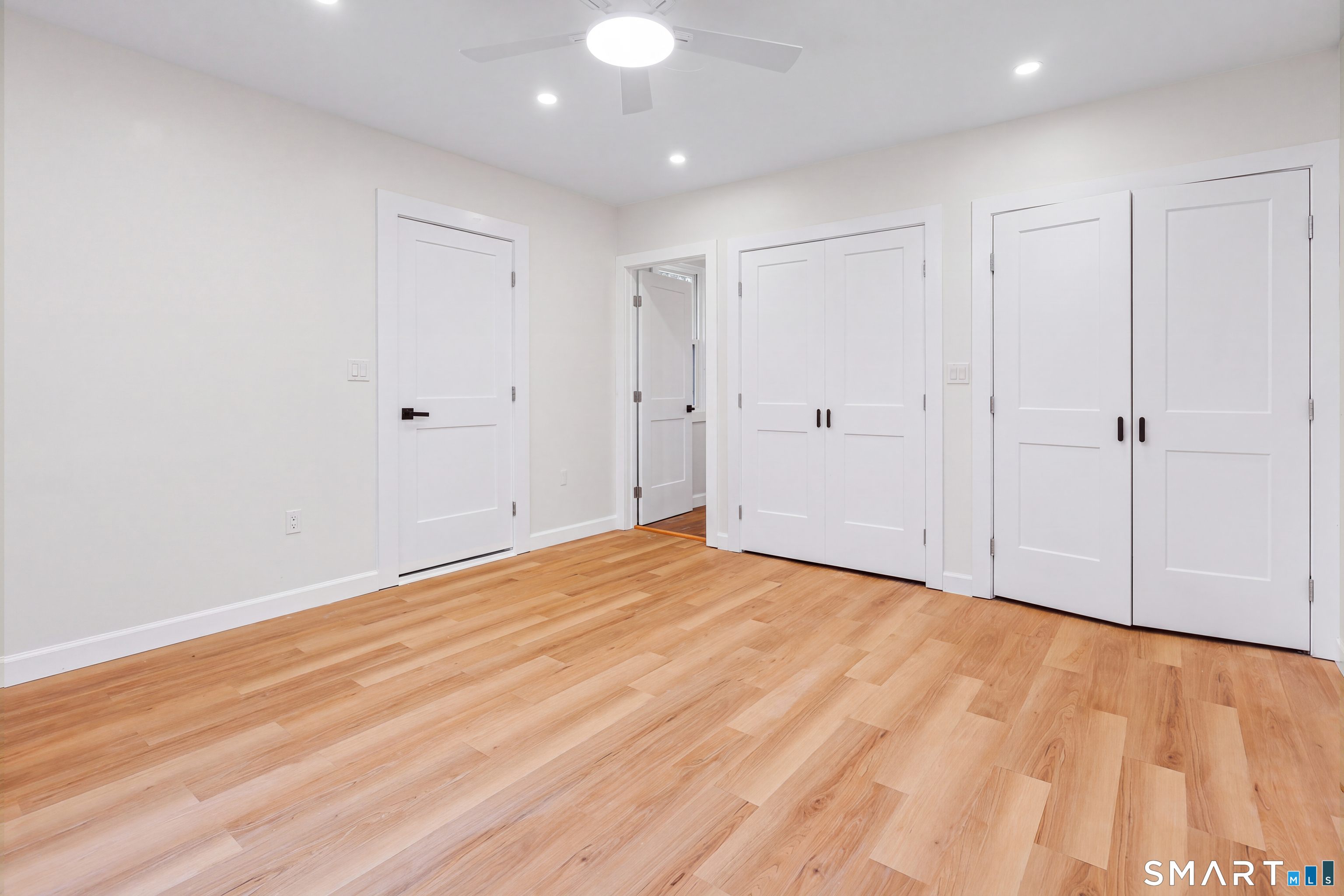 27 Bissell Place Seymour CT 06483
