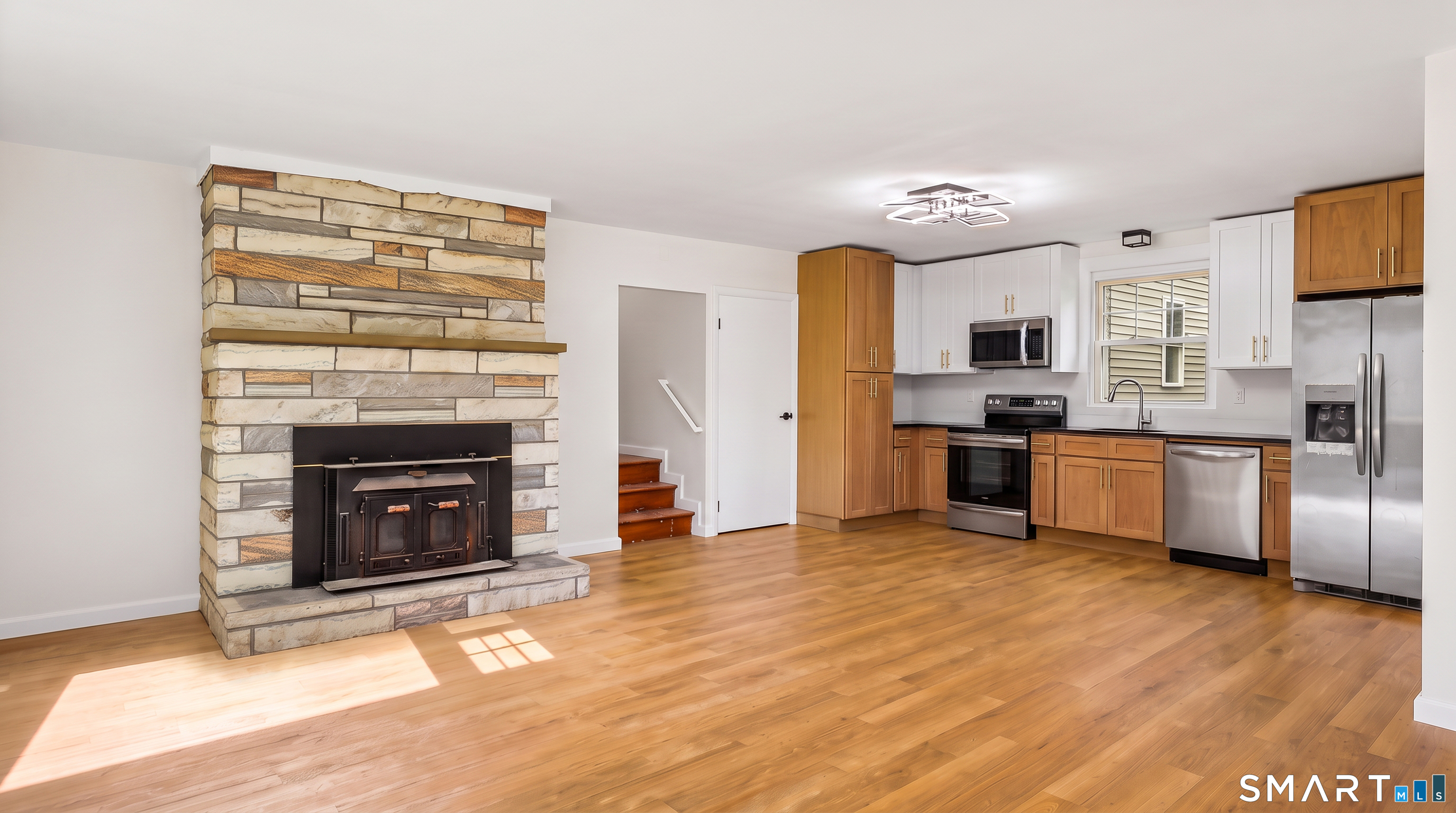 27 Bissell Place Seymour CT 06483