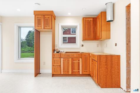 587 Taugwonk Road Stonington CT 06378