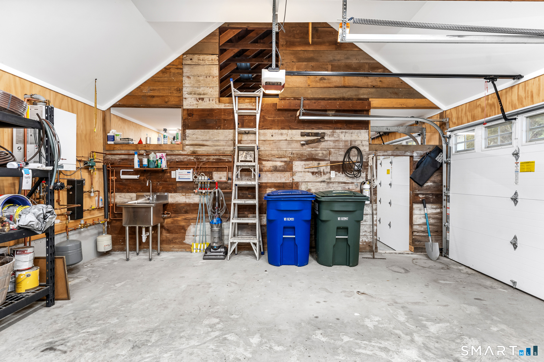 587 Taugwonk Road Stonington CT 06378