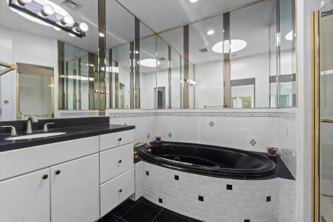45 Brookview Court Groton CT 06340
