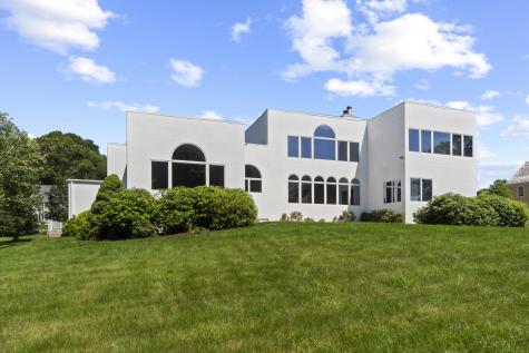 45 Brookview Court Groton CT 06340