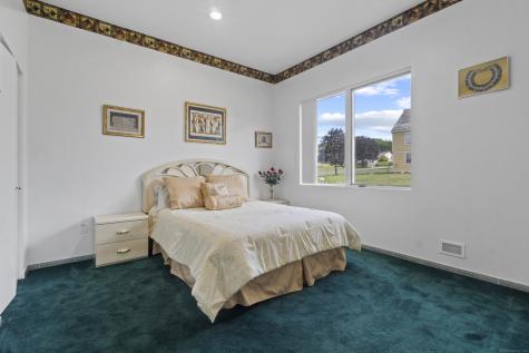 45 Brookview Court Groton CT 06340