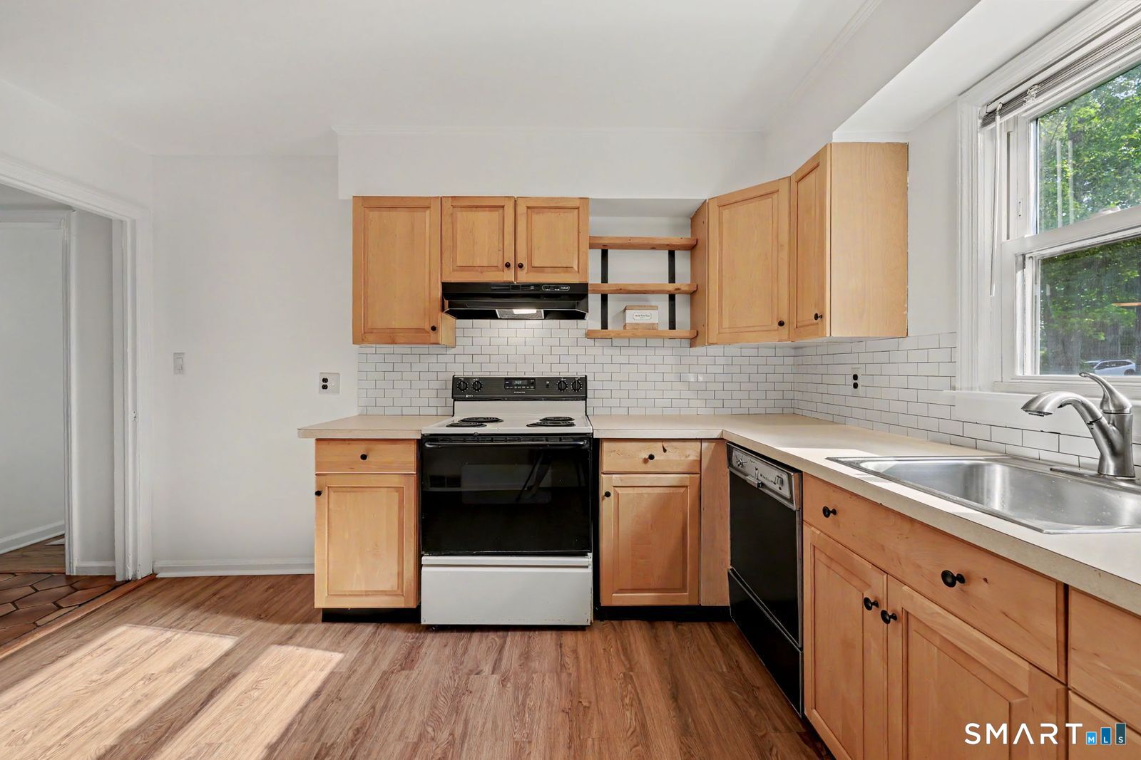 27 Lund Avenue Stamford CT 06907