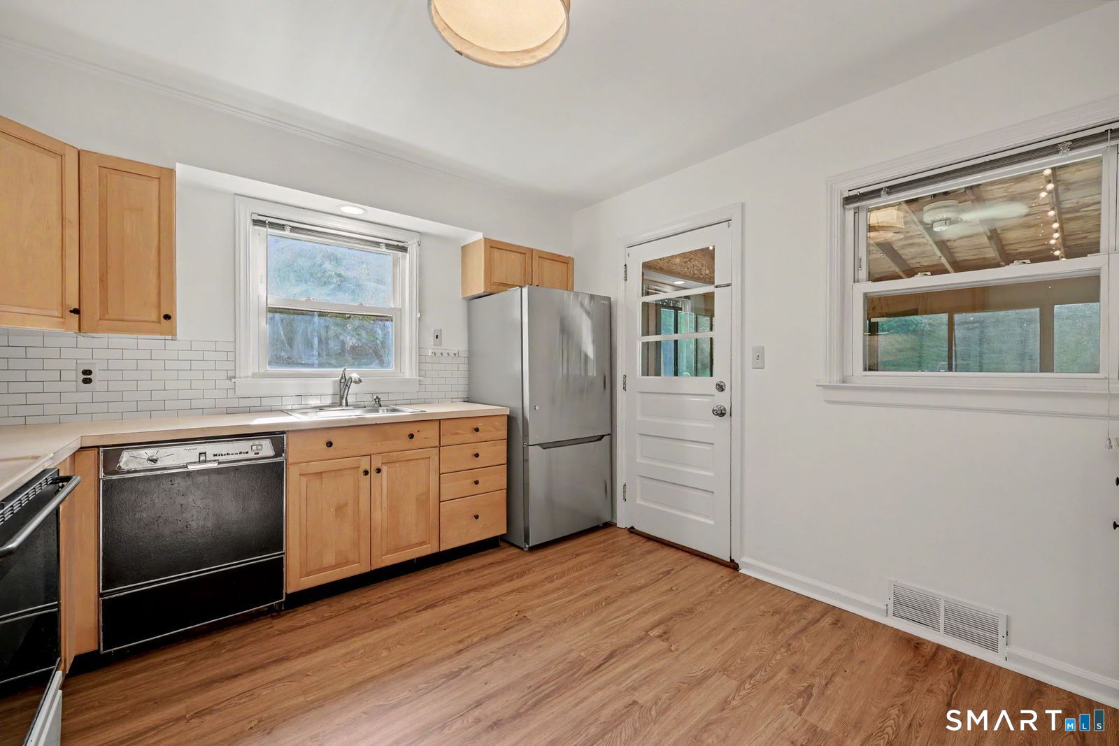 27 Lund Avenue Stamford CT 06907