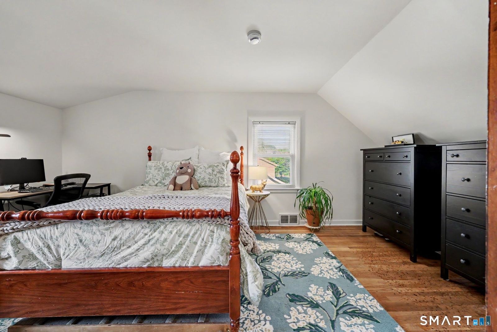 27 Lund Avenue Stamford CT 06907