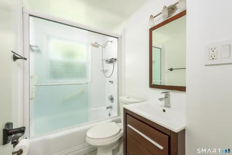 26 Beechwood Drive Wallingford CT 06492
