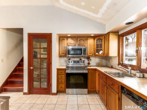 33 Ryegate Terrace Monroe CT 06468
