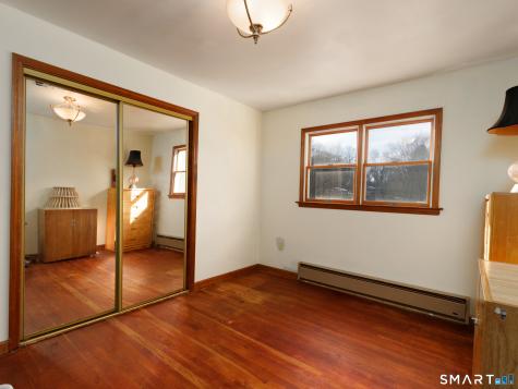 33 Ryegate Terrace Monroe CT 06468