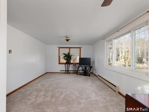 33 Ryegate Terrace Monroe CT 06468