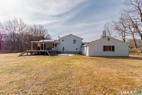 33 Ryegate Terrace Monroe CT 06468
