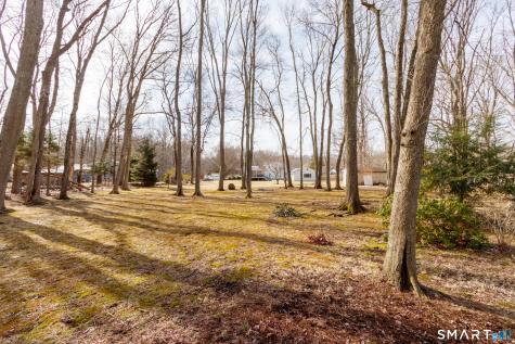33 Ryegate Terrace Monroe CT 06468
