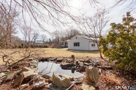 33 Ryegate Terrace Monroe CT 06468