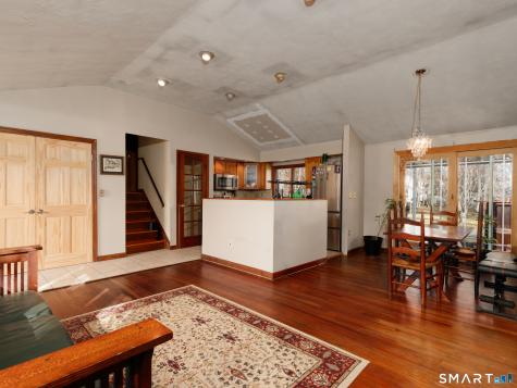 33 Ryegate Terrace Monroe CT 06468
