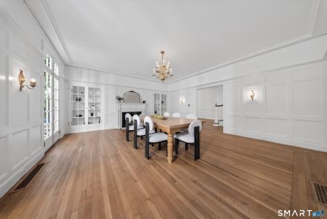 376 Saint Ronan Street New Haven CT 06511