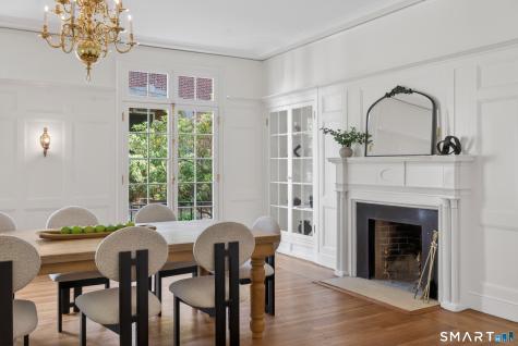 376 Saint Ronan Street New Haven CT 06511