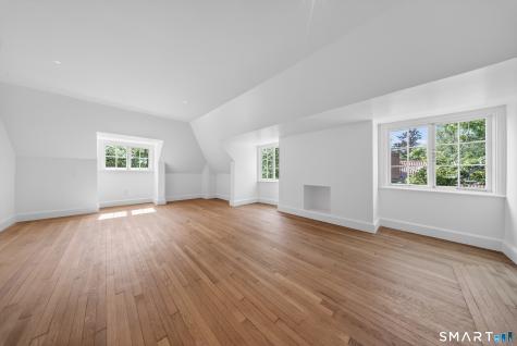 376 Saint Ronan Street New Haven CT 06511