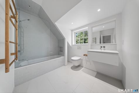 376 Saint Ronan Street New Haven CT 06511