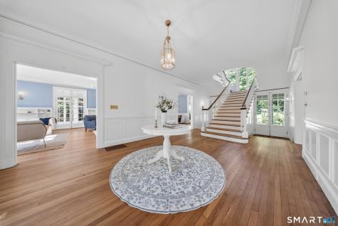 376 Saint Ronan Street New Haven CT 06511