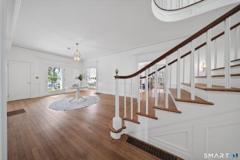 376 Saint Ronan Street New Haven CT 06511