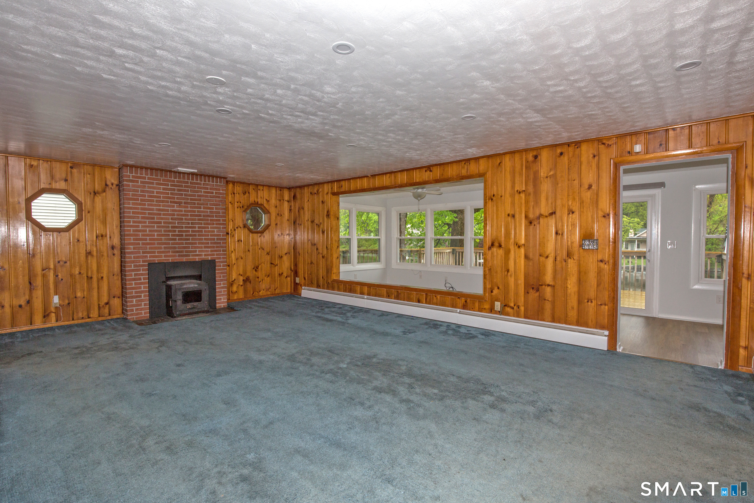 143 Cottage Road Enfield CT 06082