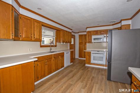 143 Cottage Road Enfield CT 06082