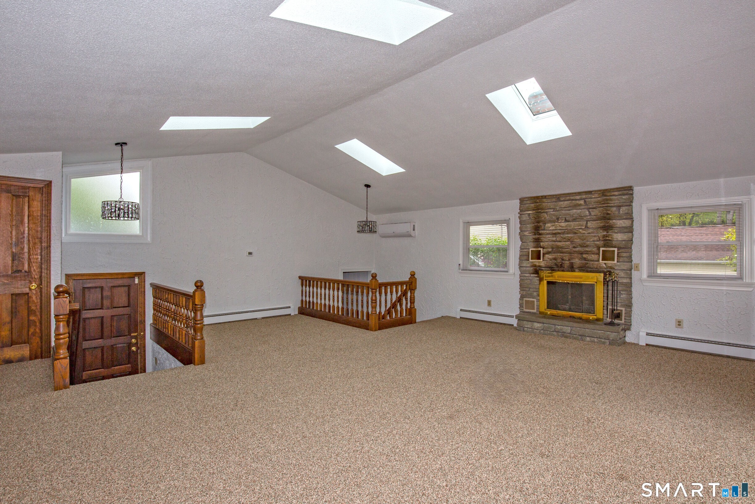 143 Cottage Road Enfield CT 06082