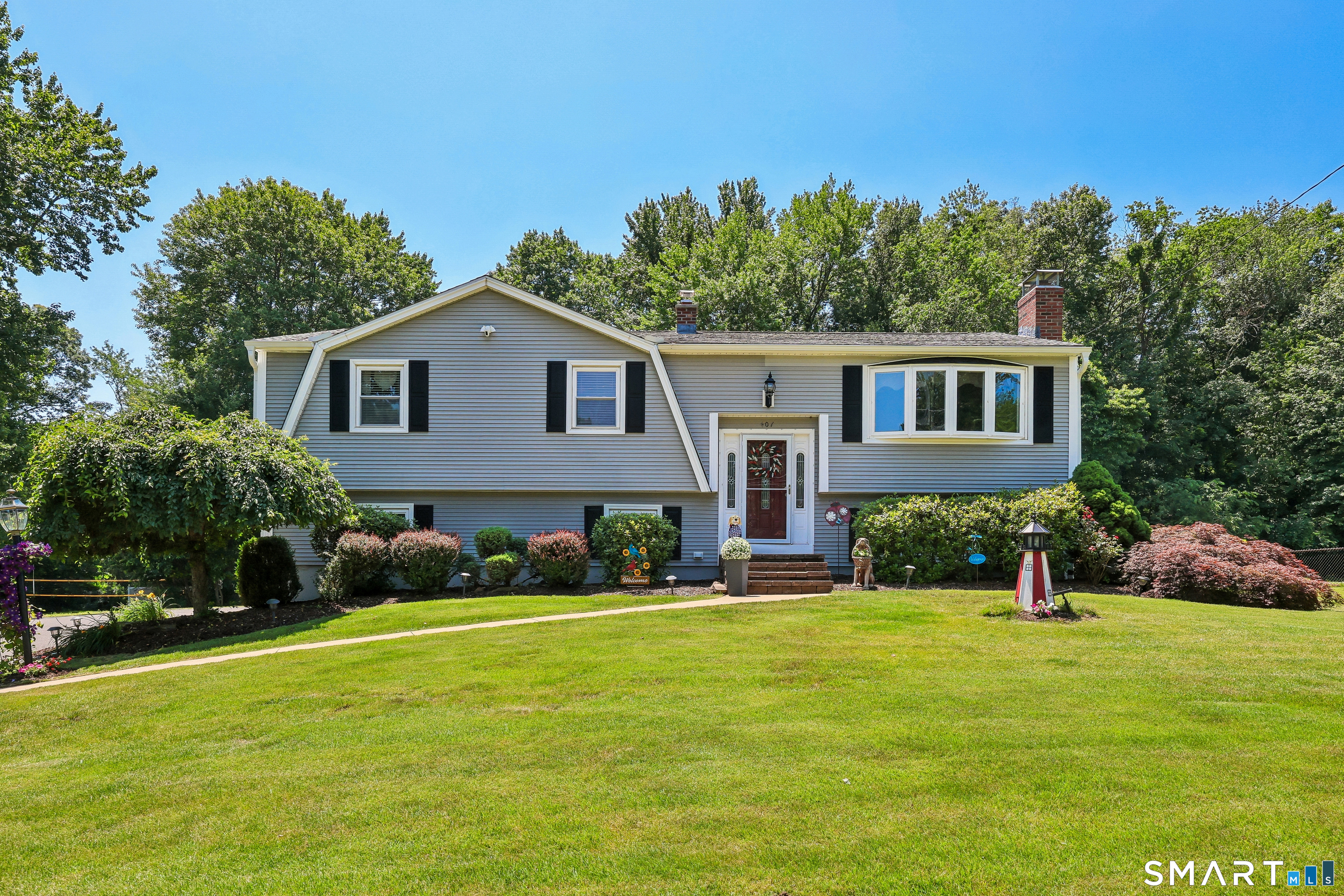 407 Curtiss Street Southington CT 06489