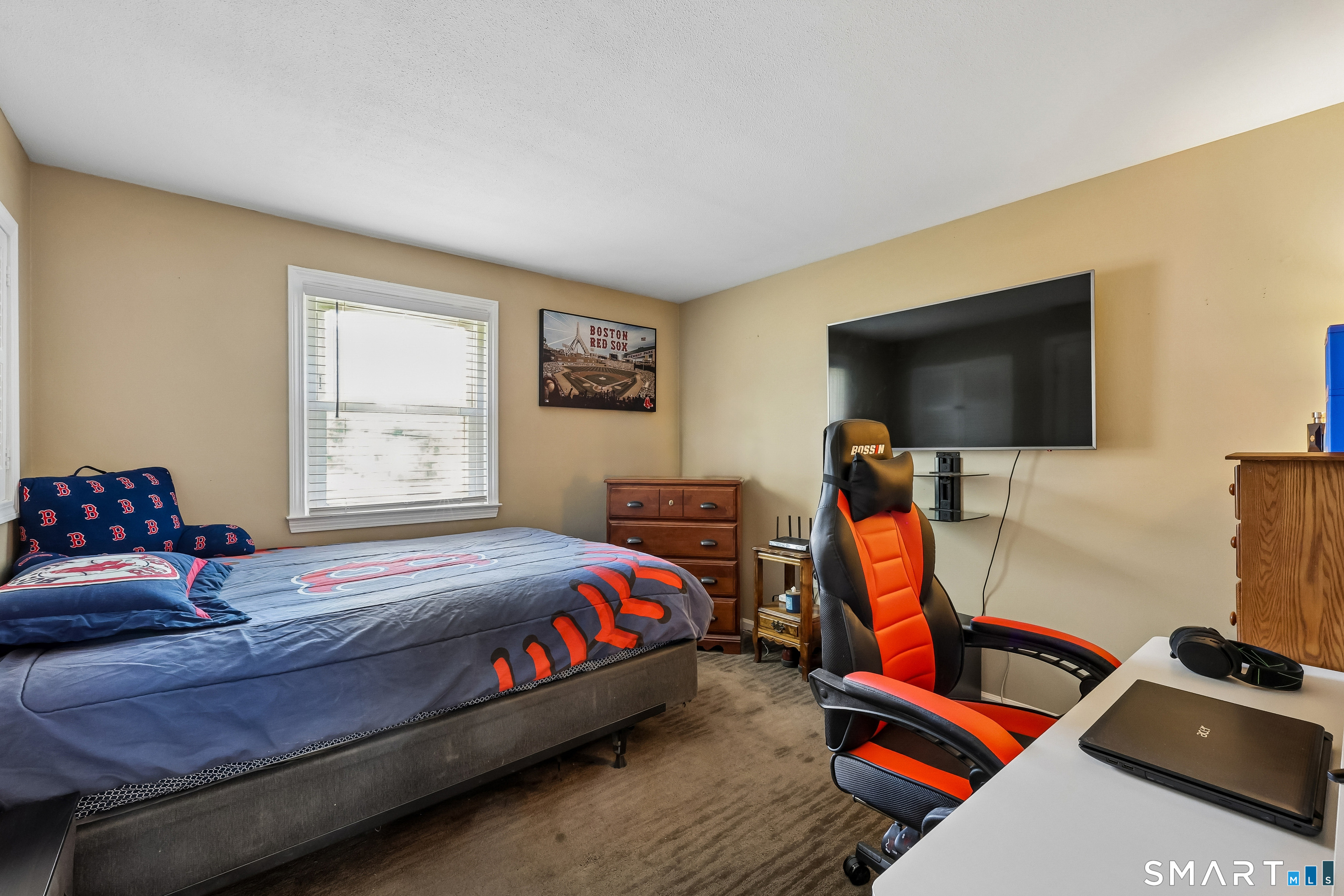 407 Curtiss Street Southington CT 06489