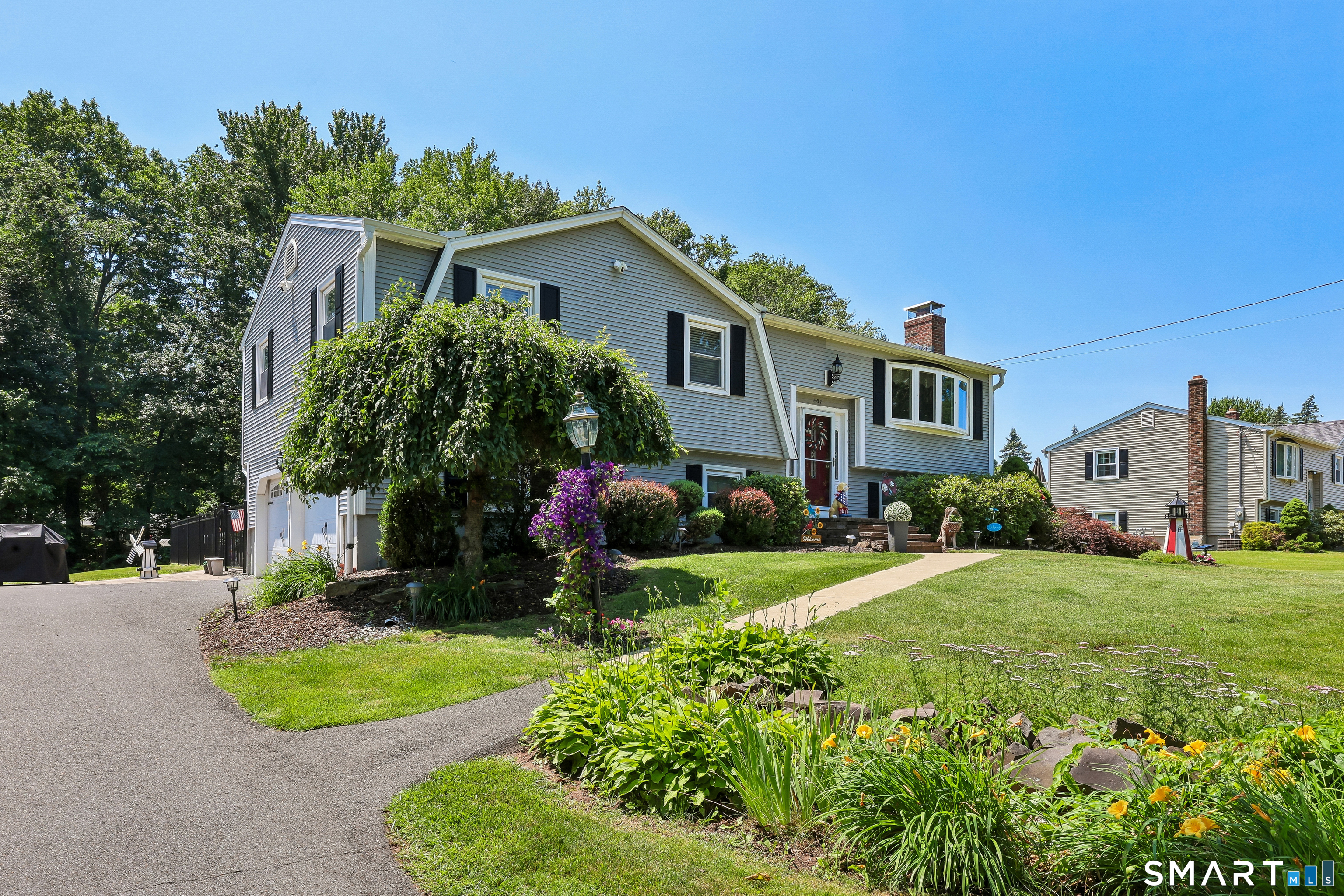 407 Curtiss Street Southington CT 06489