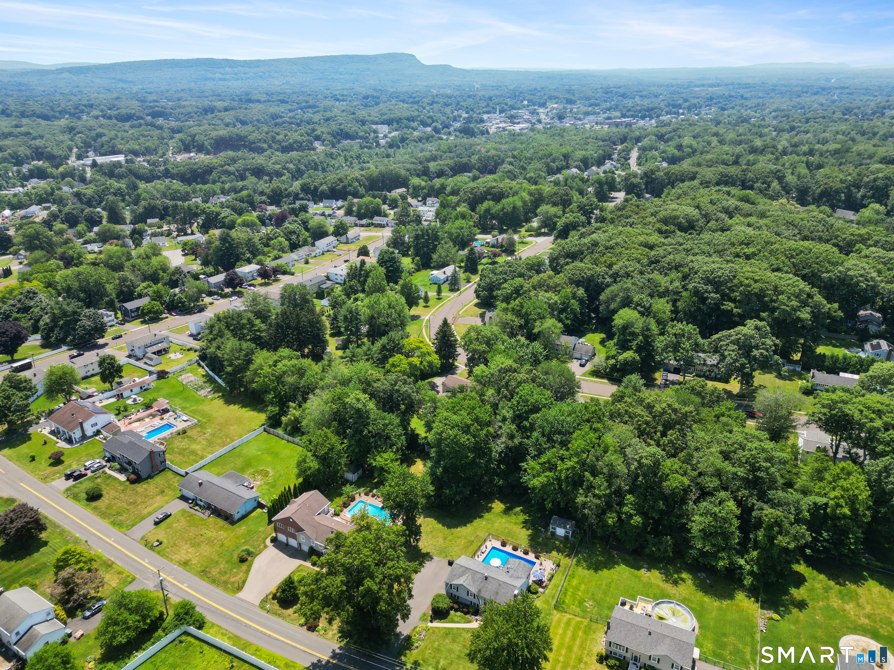 407 Curtiss Street Southington CT 06489