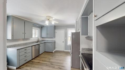 55 Mechanics Street Putnam CT 06260