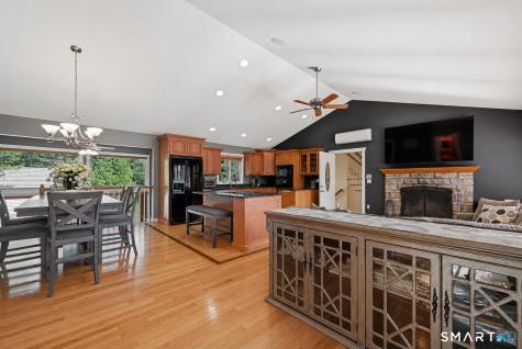2 Sunnyside Avenue Danbury CT 06811