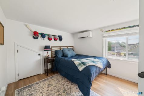 18 Catherine Court Milford CT 06460