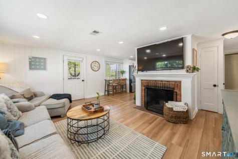 18 Catherine Court Milford CT 06460